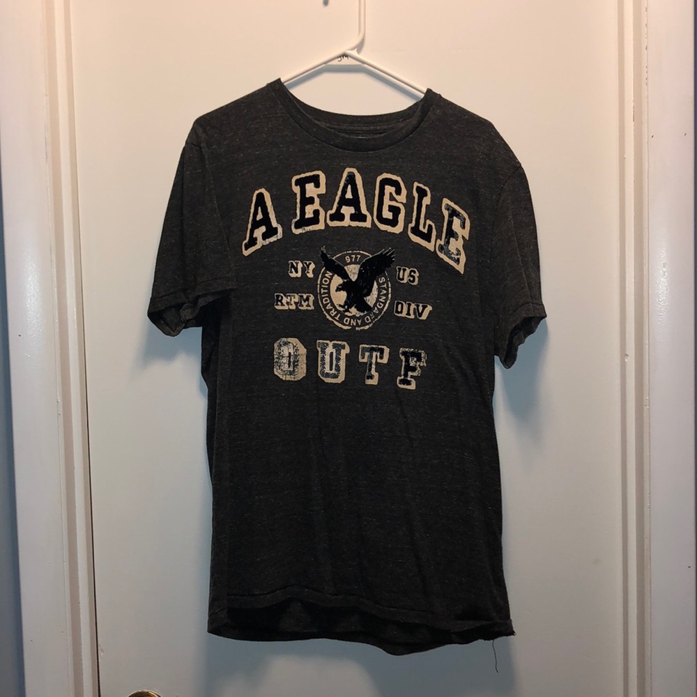 NWOT Men’s TShirt large